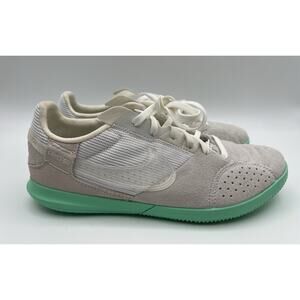 Nike JR Streetgato Boys Size 5.5Y White & Green Glow Running Indoor Soccer Shoes